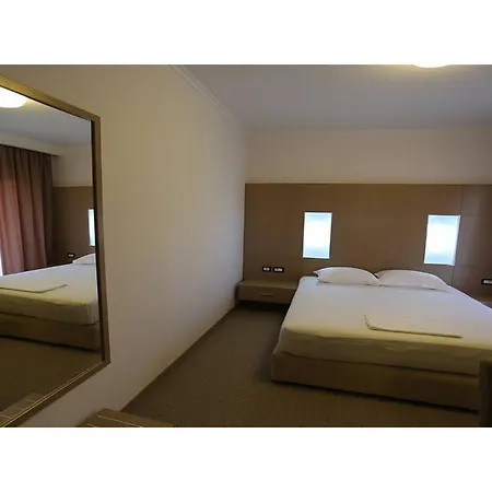 Hotel Voloreka Tushemisht