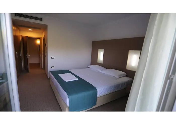 Voloreka Hotel