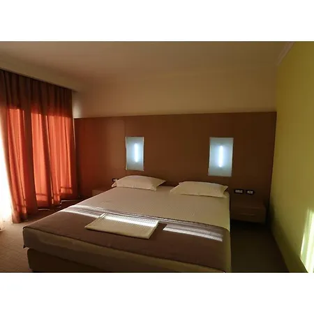 Voloreka 3* Tushemisht